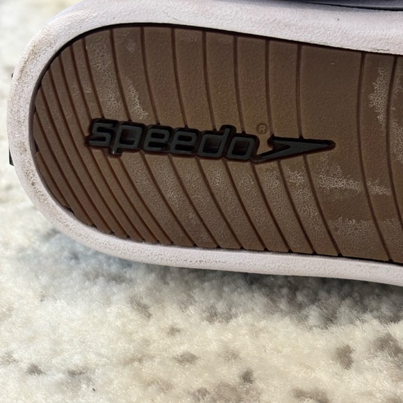 Speedo Girl's Boom Boots SZ 1 Black with White Sole Faux Fur Adjustable Height - Picture 11 of 15